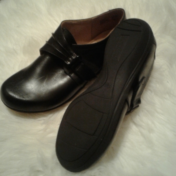 Very comfy loafers by Comfort Plus - Picture 2 of 3